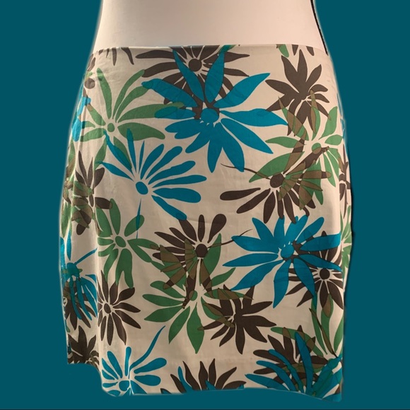 Express Stretch Skirt, Size 7/8 - Picture 4 of 4